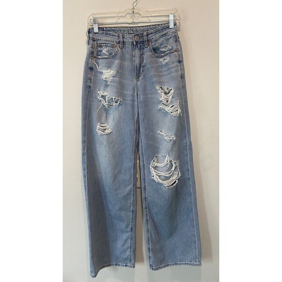 American Eagle Skater Jean With Holes distressed  woman’s size 2 - Picture 1 of 11